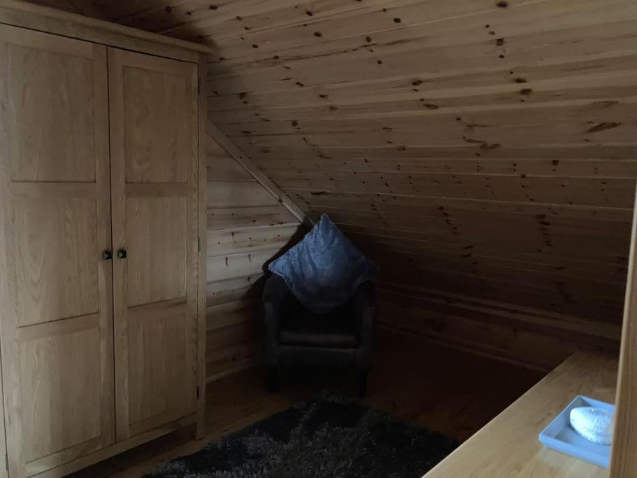 Red Squirrel Log Cabin With Hot Tub Keith Kültér fotó